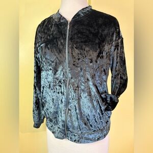 Forever 21 Green Crushed Velvet Bomber Jacket. Callout